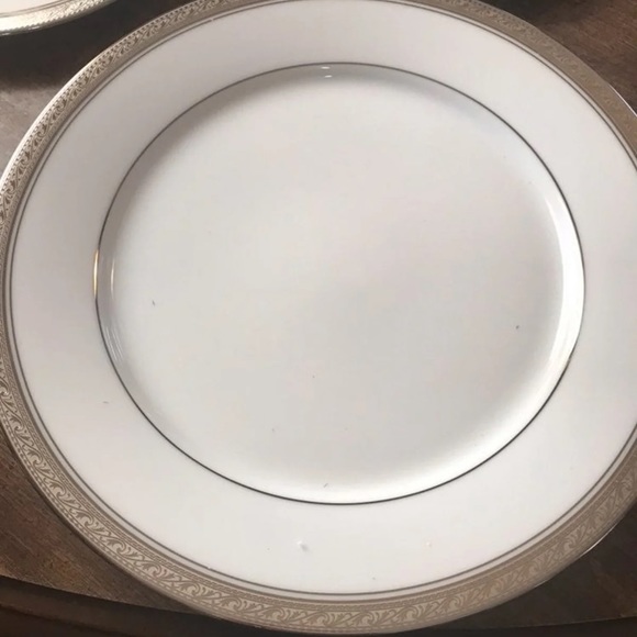 Noritake Fine china - Picture 5 of 7